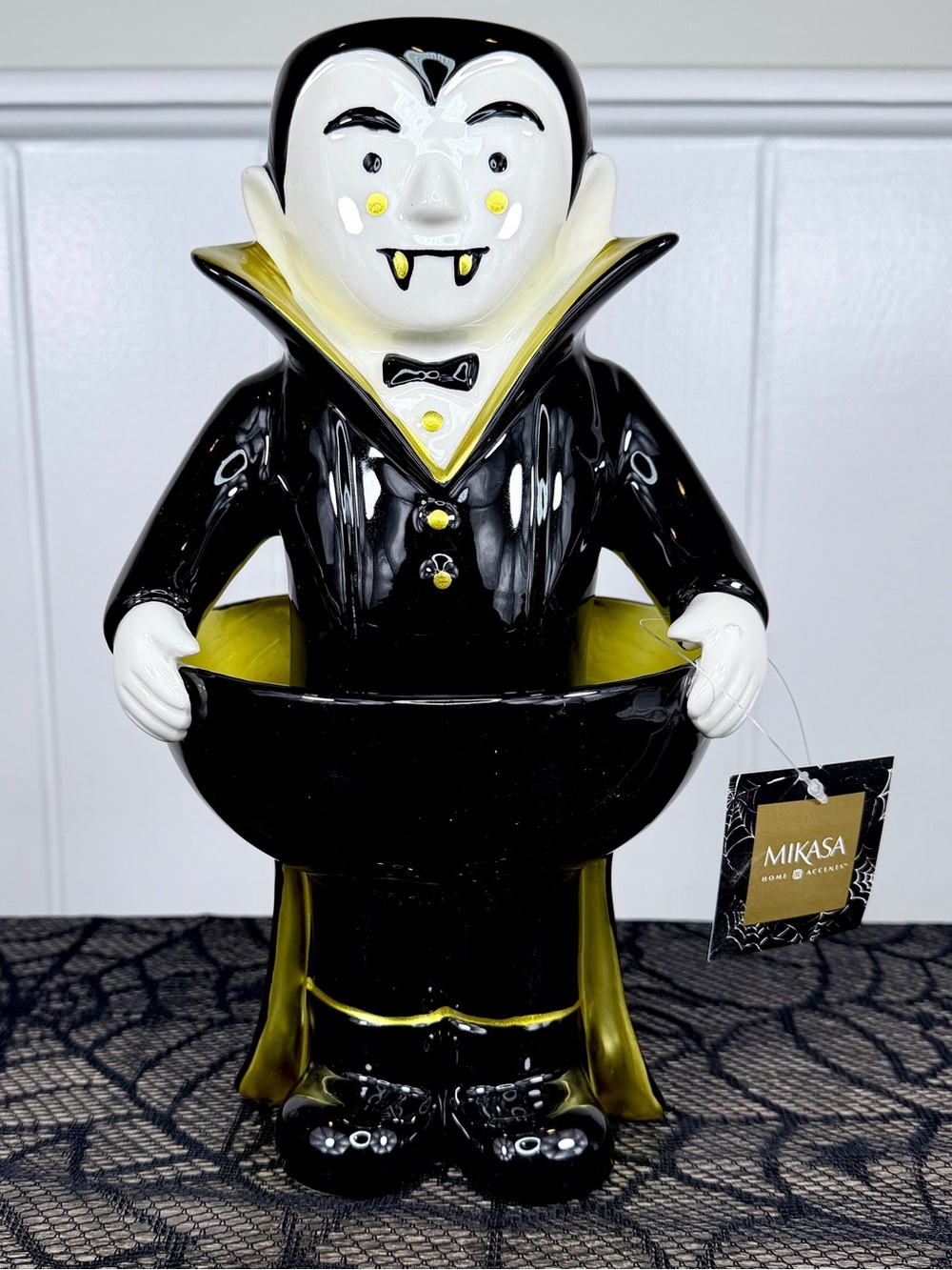 NEW Mikasa 12.25” Vampire Halloween Candy Bowl